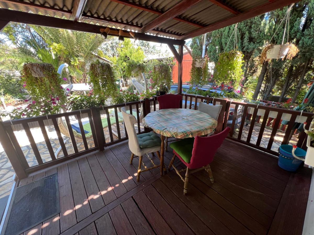 Apartments And Bungalows Vila Dalibor นิน ภายนอก รูปภาพ