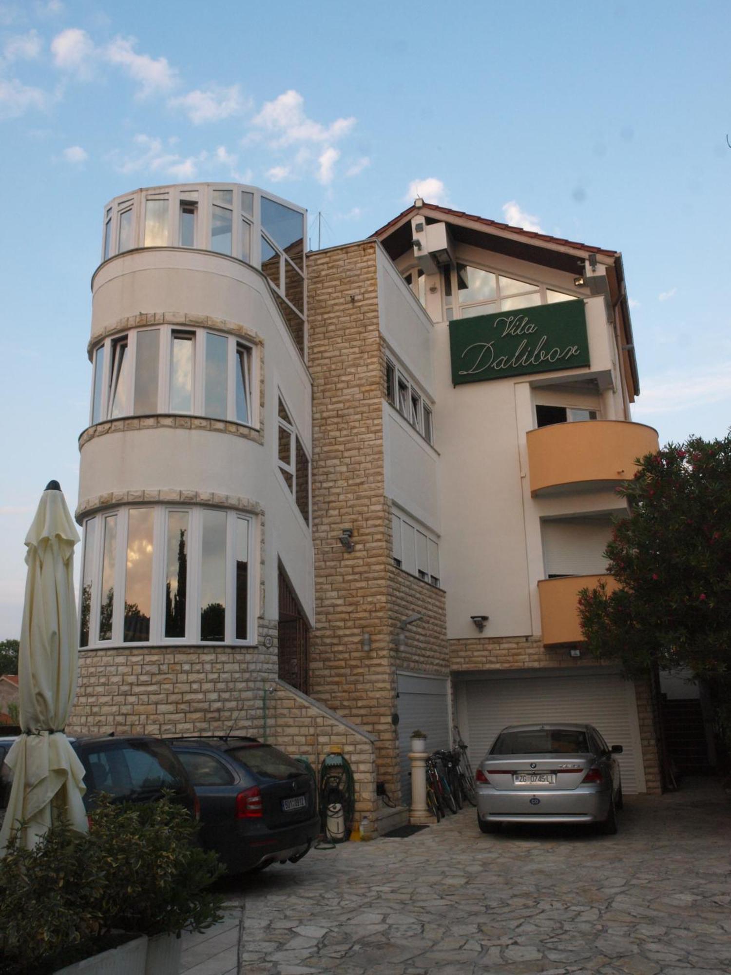 Apartments And Bungalows Vila Dalibor นิน ภายนอก รูปภาพ