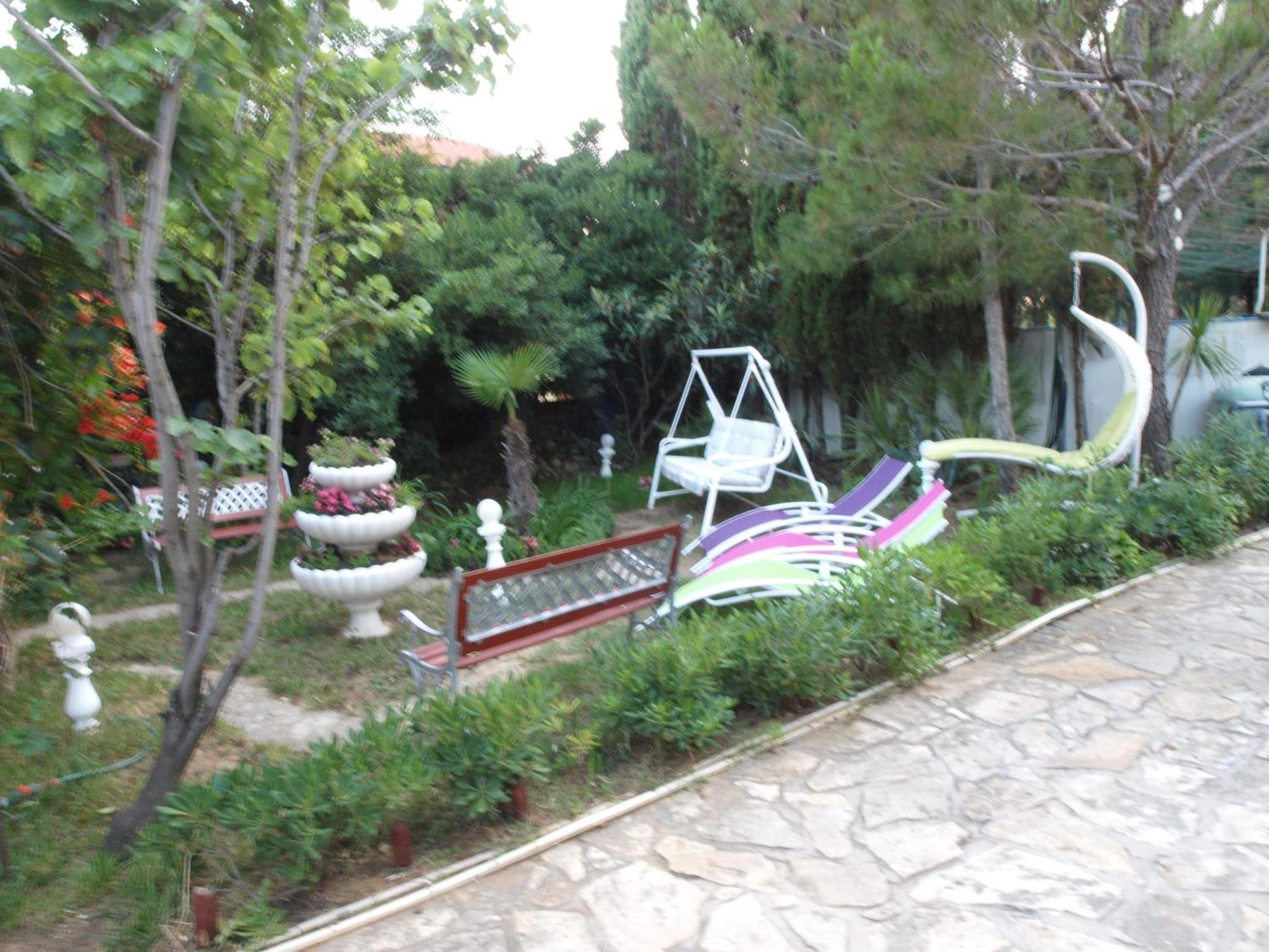 Apartments And Bungalows Vila Dalibor นิน ภายนอก รูปภาพ